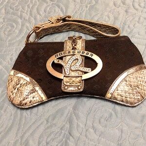 Roca wear wristlet